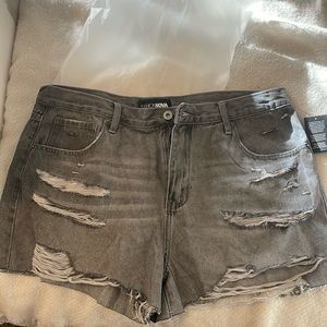 Fashion Nova Knocked Out Ripped Non Stretch Denim Shorts Size 13 Grey